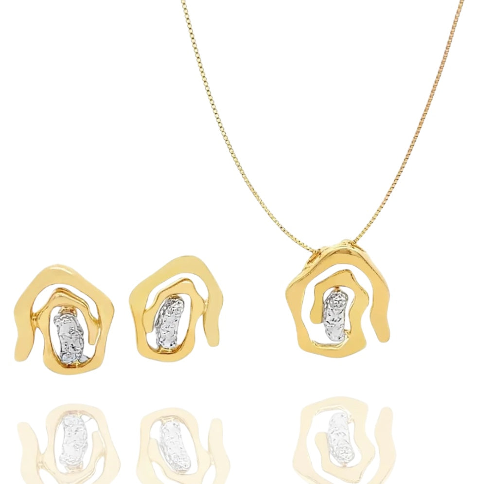 Wavy Spiral Necklace