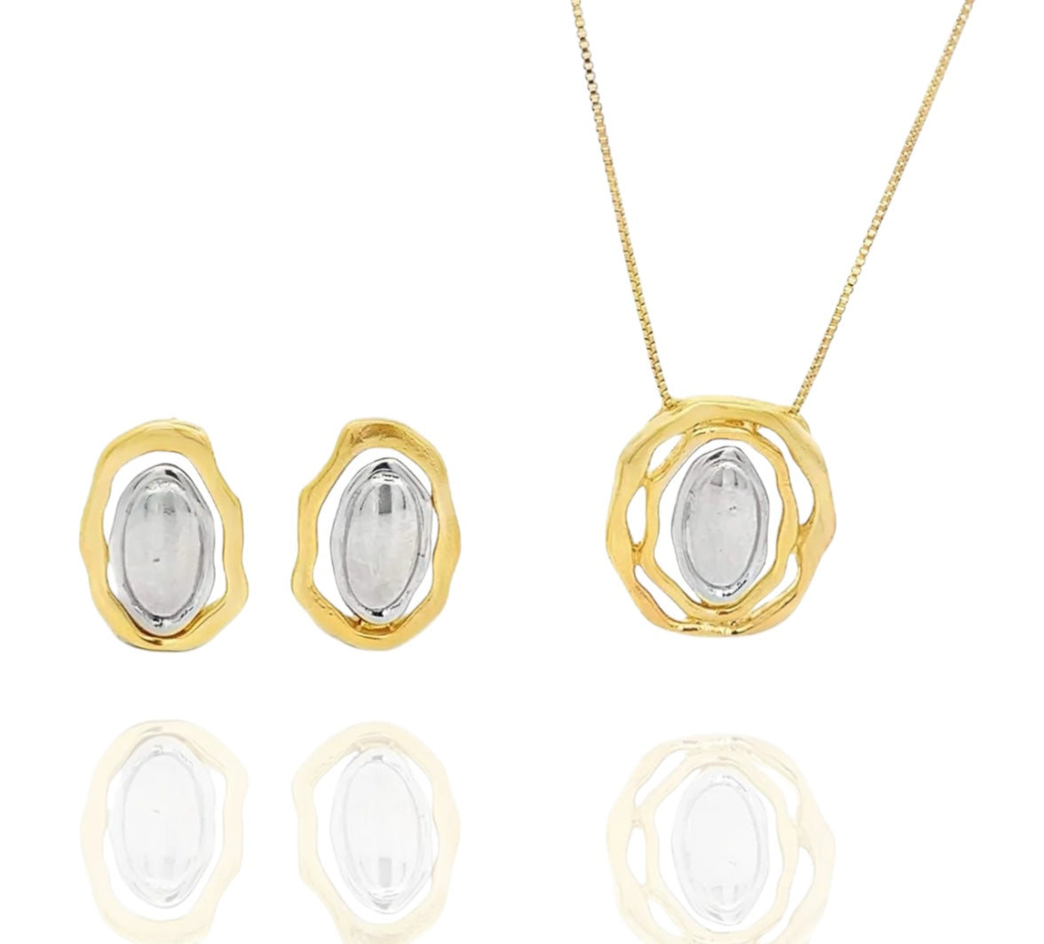 Two Tone Wavy Around Necklace