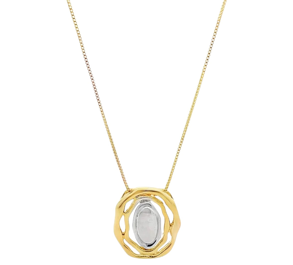 Two Tone Wavy Around Necklace
