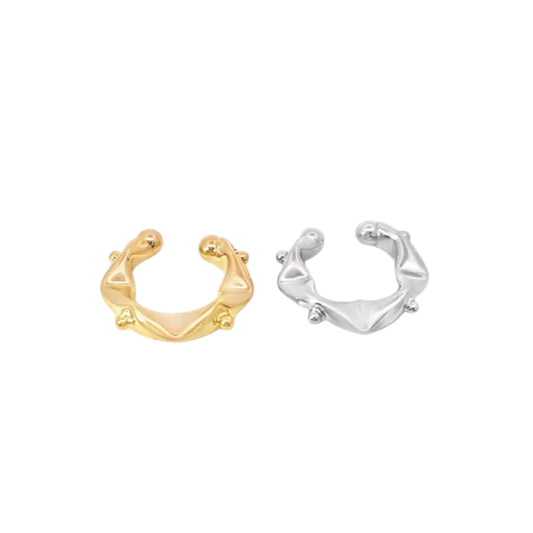 Abstract Crumbled Designed Ear Cuff