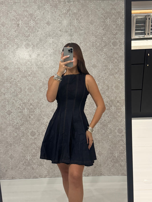 Amailia Dress