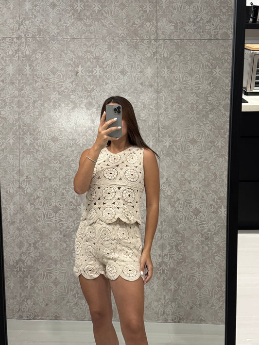 Crochet Cream Set