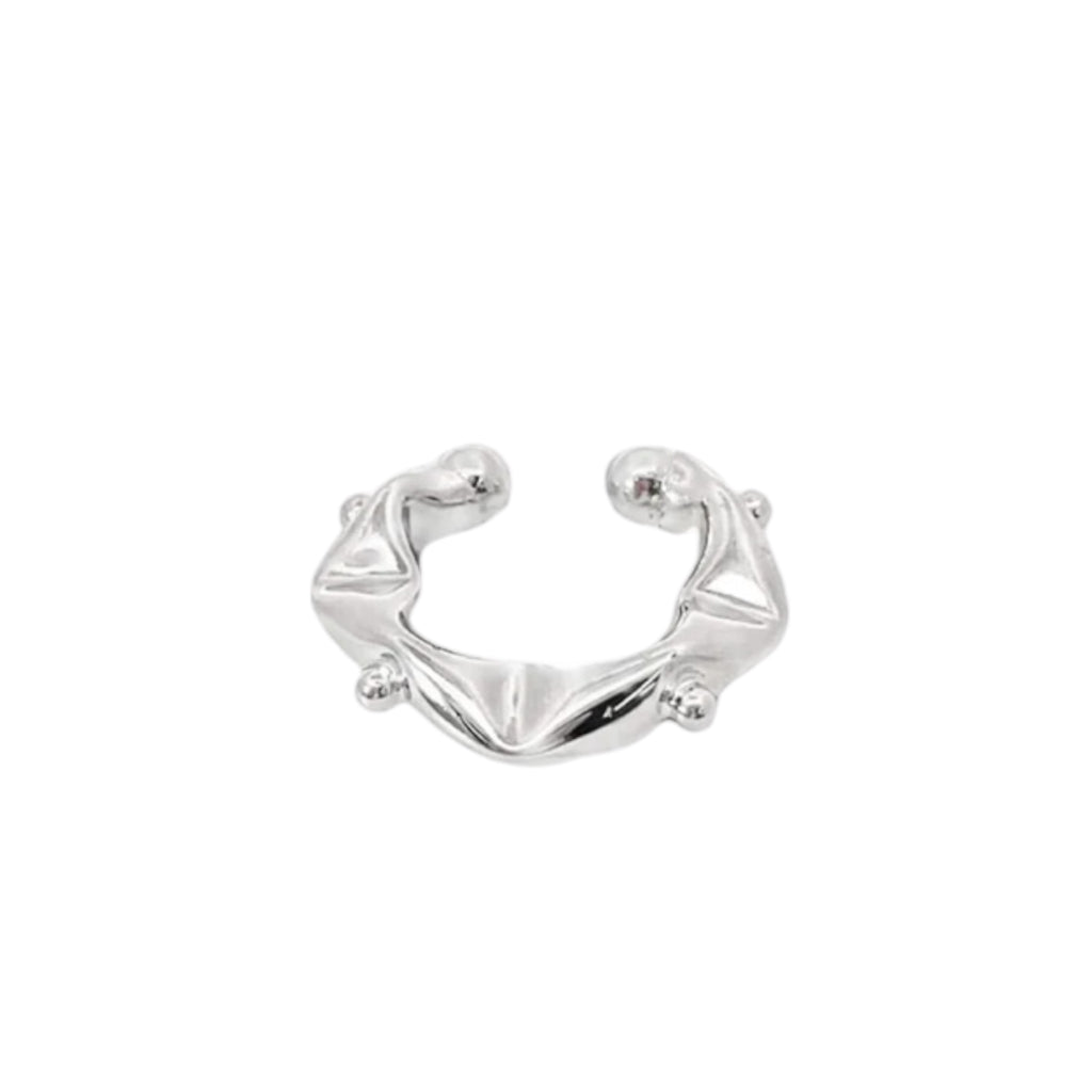 Abstract Crumbled Designed Ear Cuff