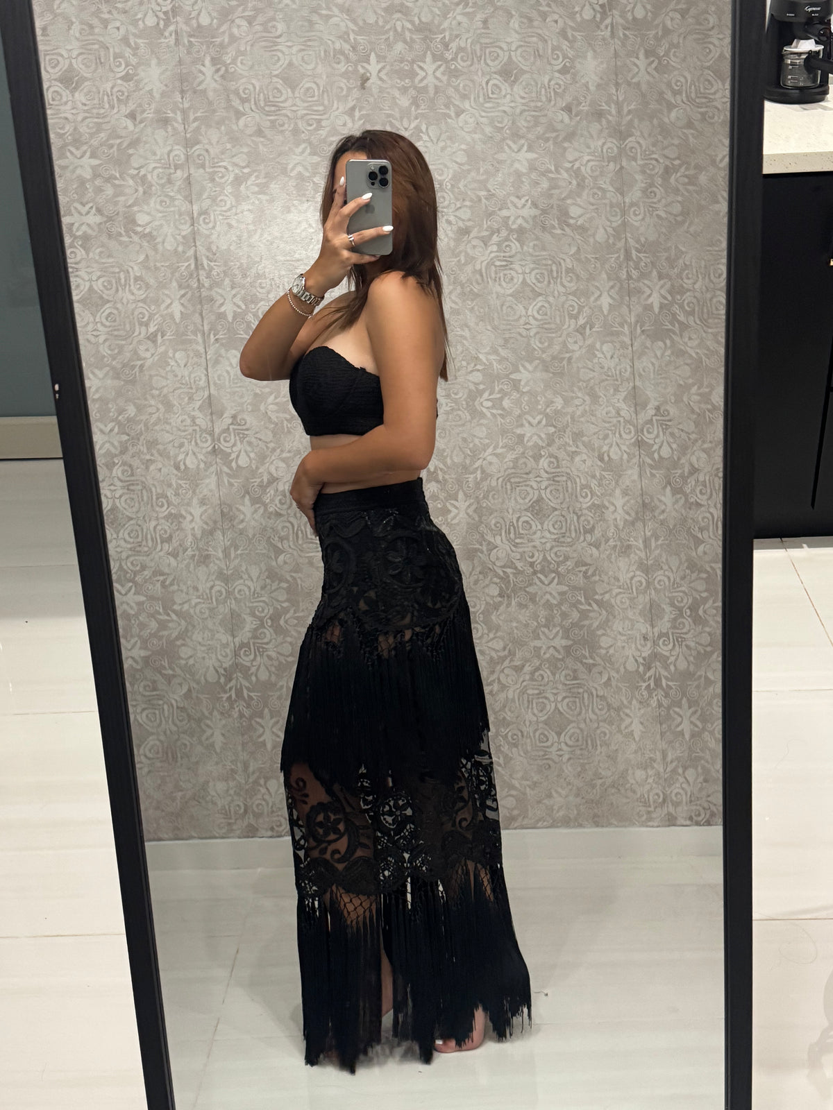 Noir Flamenco Top