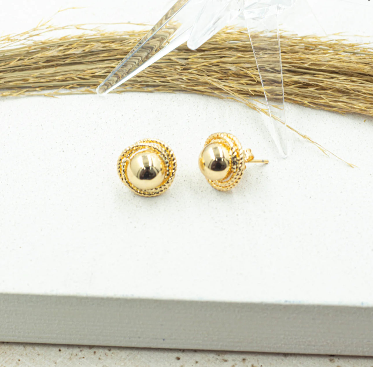 Luna Earrings - 11MM