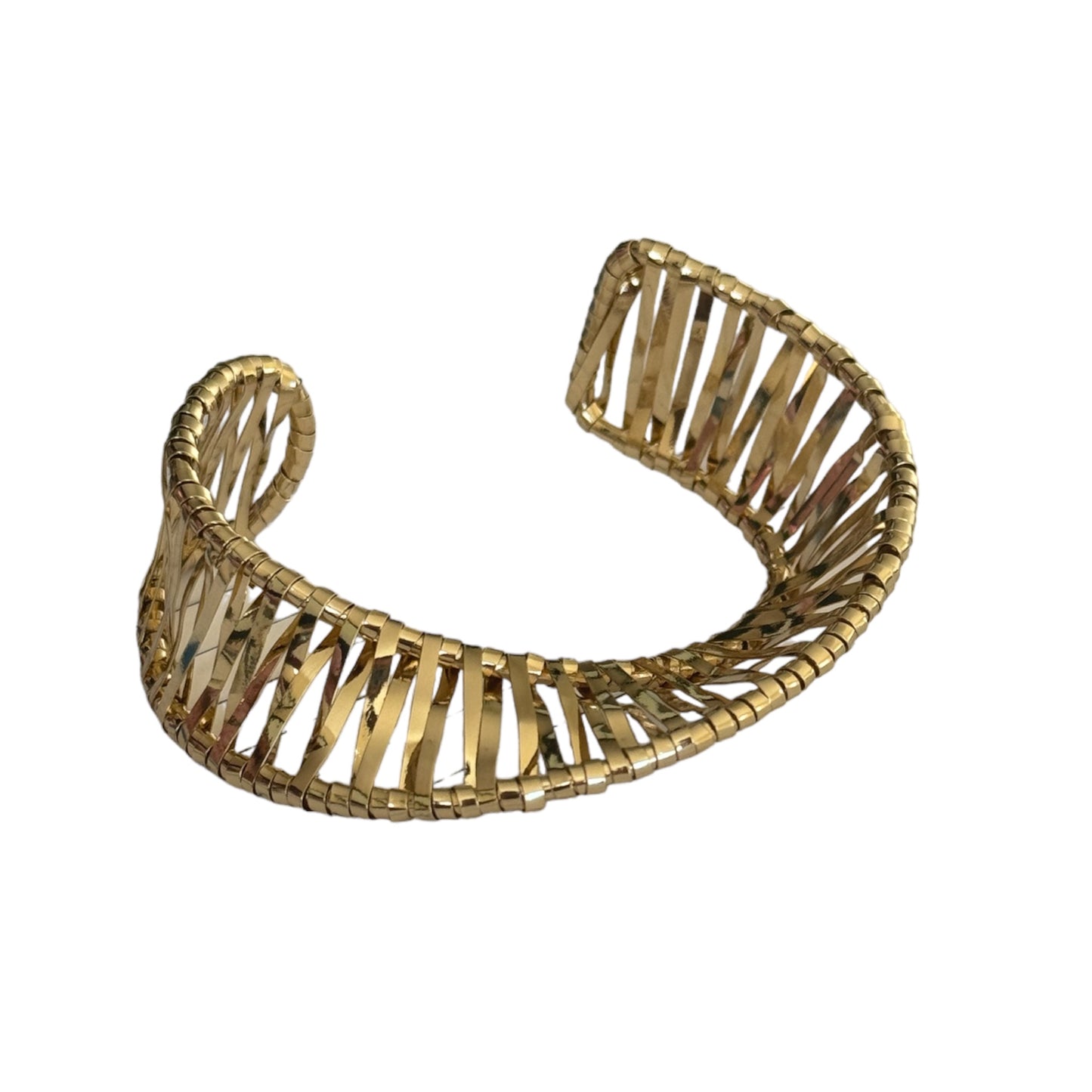 Julia Round Cuff